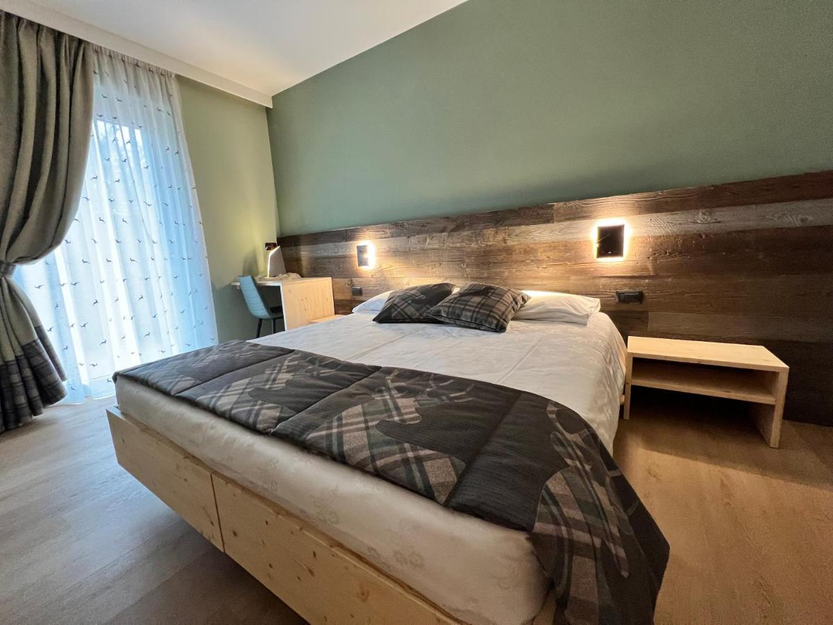 Family Hotel La Perla Fiera Di Primiero Exteriér fotografie