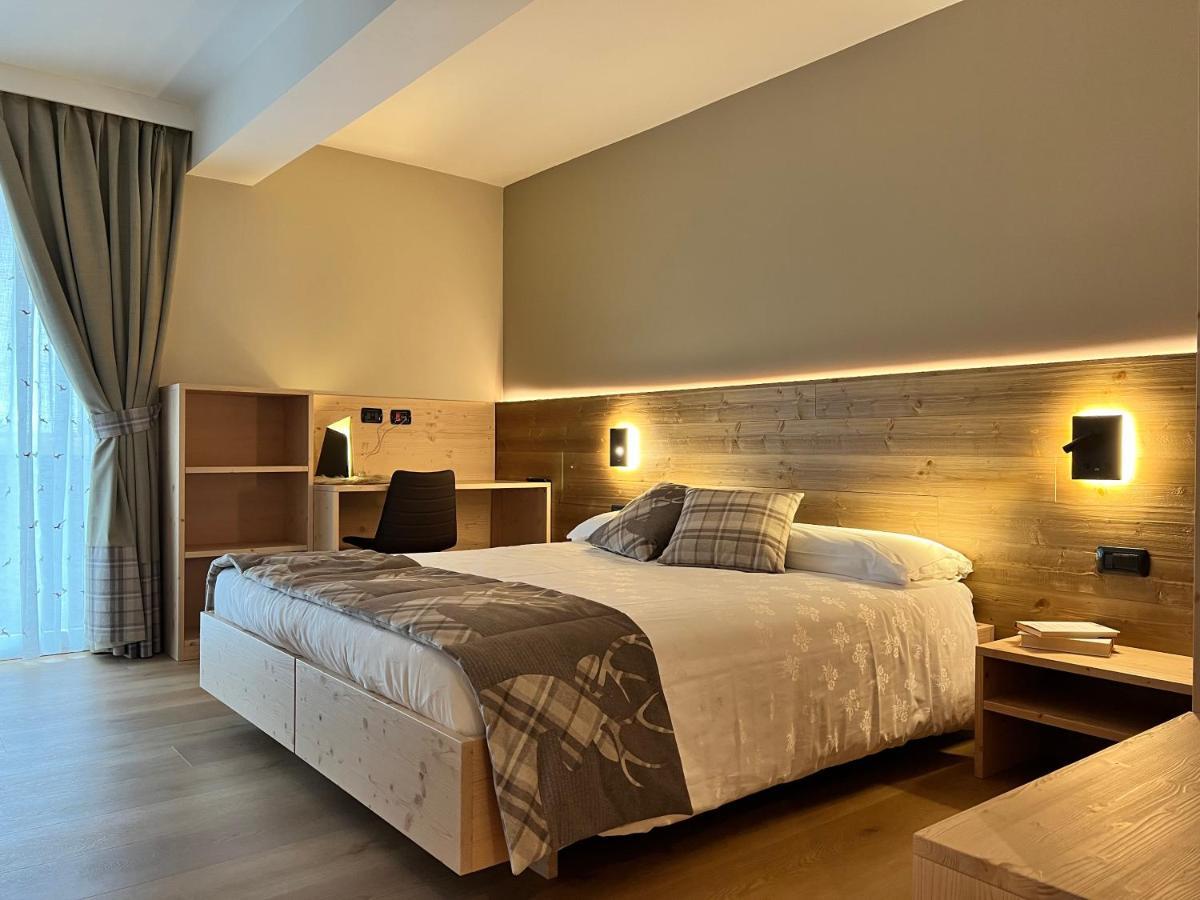 Family Hotel La Perla Fiera Di Primiero Exteriér fotografie