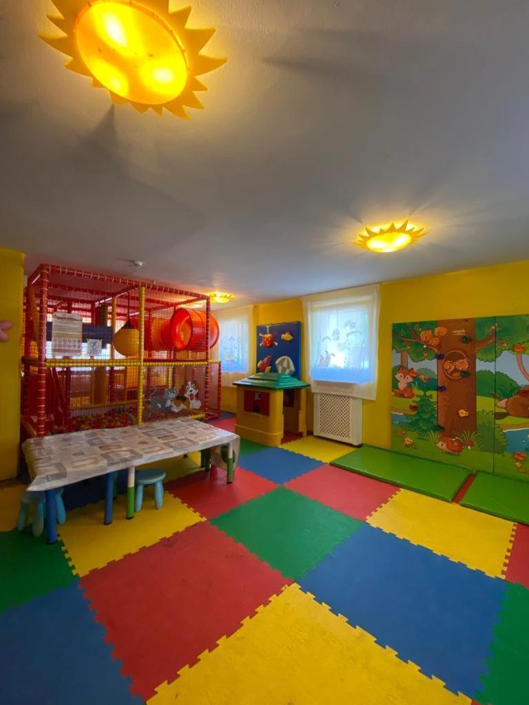 Family Hotel La Perla Fiera Di Primiero Exteriér fotografie