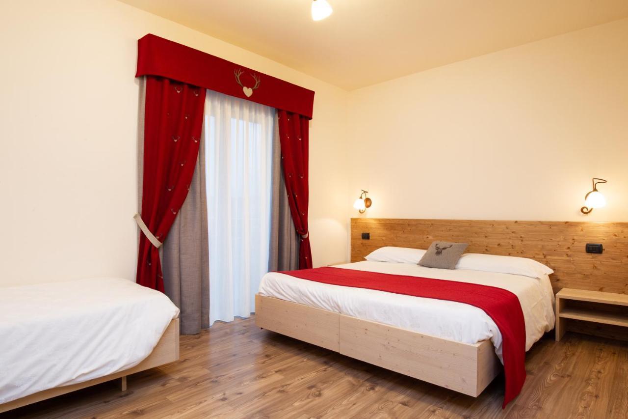 Family Hotel La Perla Fiera Di Primiero Exteriér fotografie