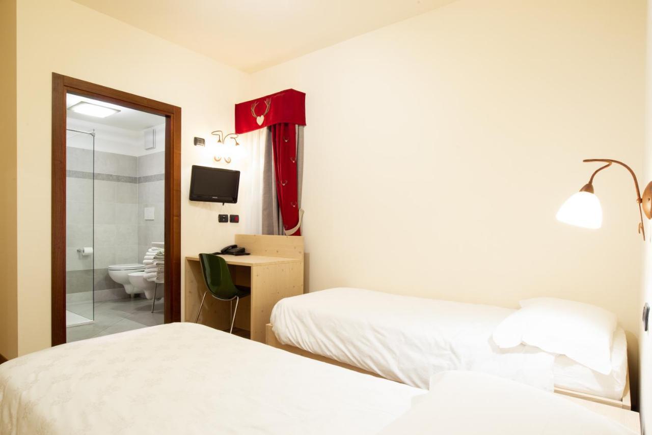 Family Hotel La Perla Fiera Di Primiero Exteriér fotografie